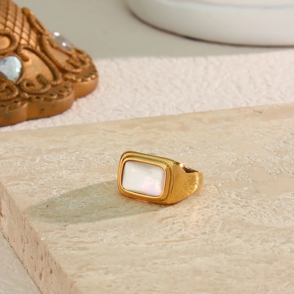 Mother of Pearl Cushion Gold Ring